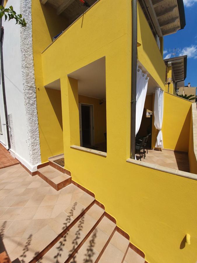 Yellowhouse Apartment Cala Gonone Bagian luar foto