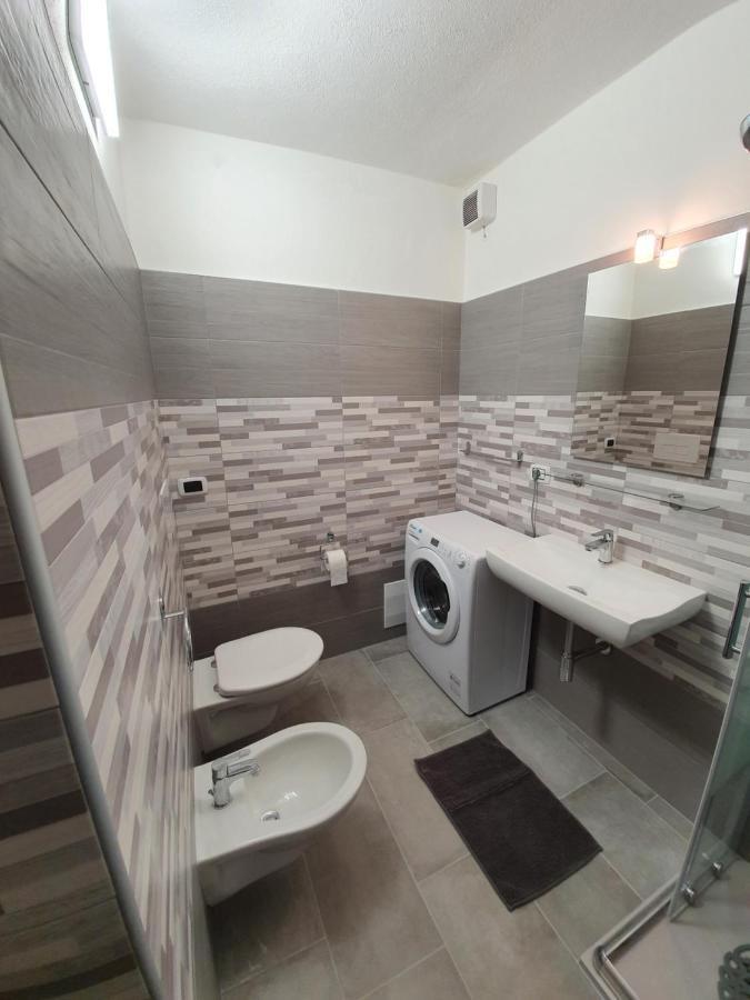 Yellowhouse Apartment Cala Gonone Bagian luar foto