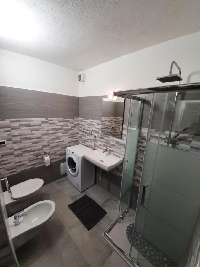 Yellowhouse Apartment Cala Gonone Bagian luar foto