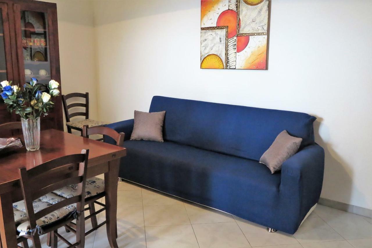 Yellowhouse Apartment Cala Gonone Bagian luar foto